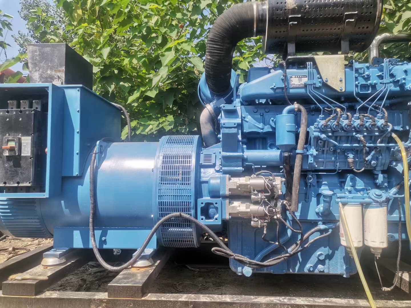 双桥详细说明降低 800kW 柴油发电机输出电流波动的方法