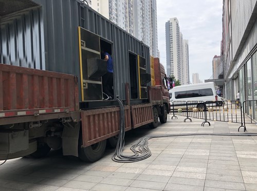双桥柴油发电机空气滤清器在不同季节的更换周期是否有差异？